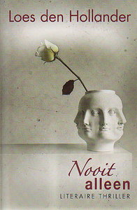  Loes den Hollander // Nooit alleen 