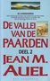 Jean M. Auel ///De vallei van de paarden (spectrum)